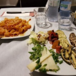 Living Caffè Comida