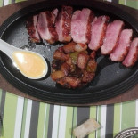 Raviolpub Nourriture