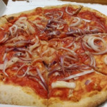Pizzeria 2002 food