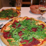Pizzeria Caviate Nourriture