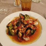 Vecchio Fiume Comida