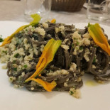 Vino E Cucina Miscia food