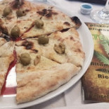 Pizzeria Apollo food