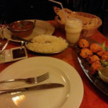 Tara Indiano Comida