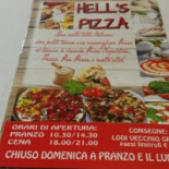 Hell's Pizza outside