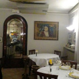 La Rosa Gialla food