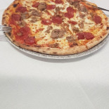 Trattoria Pizzeria Dolina food