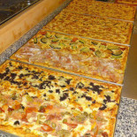Mangia E Taci Comida