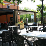 Pizzeria La Rusticana inside
