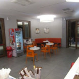 Bhotel Nourriture