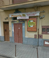 Pizzeria Rosticceria Made In Sud food