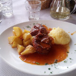 Al Capannone food