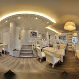 Pizzeria Da Sebastian inside