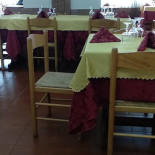 Pino Loricato Comida