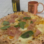 Pizza Pazza A Pezzi Per I Pazzi Della Pizza Comida