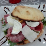 U-tub Torino Nourriture