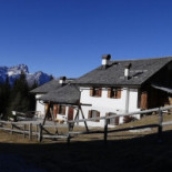 Rifugio Rinfreddo outside