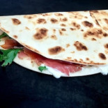 La Caveja Comida