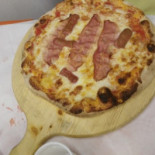 Gustissimo Pizza More Dentro