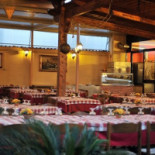 La Pagliarella Pizzeria E Girarrosto À l'intérieur