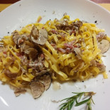 La Tana Del Lucio food