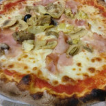 Delfino Comida
