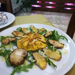 La Pizzeria Comida
