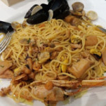 Pizzeria Pesa food