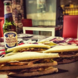 Mino's Diner Cafe Nourriture