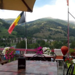 River Side Nourriture