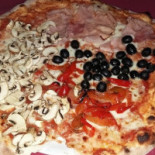 Dolce Nero Nourriture