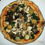 Pizzeria La Tegola food