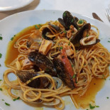 La Lampara Comida