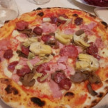 Santa Rughe Nourriture