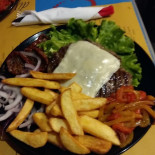 The Tube Pub Comida