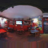 The Tube Pub Dentro