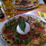 Pizzeria Scialapopolo food