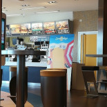 Mcdonald's Dentro