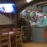 Pizzeria Michelangelo Di Nicotra Salvatore À l'intérieur