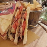 Al 588 food