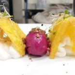 Al 588 food