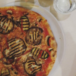 Pizzeria/braceria Il Diavoletto food