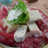 "La Crubarsela" food