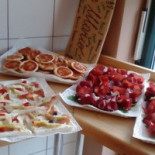 Pizza Al Taglio Gastronomia Al Goloso food