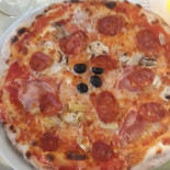 Pizzeria Nestor food