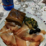 Tony E Lucia Nourriture