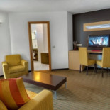 Luna Wellness Dentro