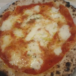 Pizzeria Vesuvio food