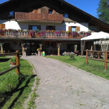 Rifugio Regole Extérieur