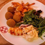 Wok Giardini D'oro food